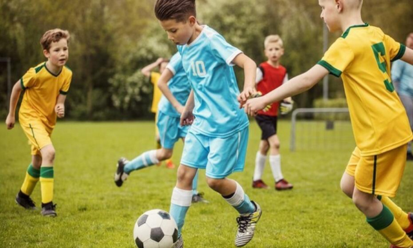 How to quickly improve children's soccer skills